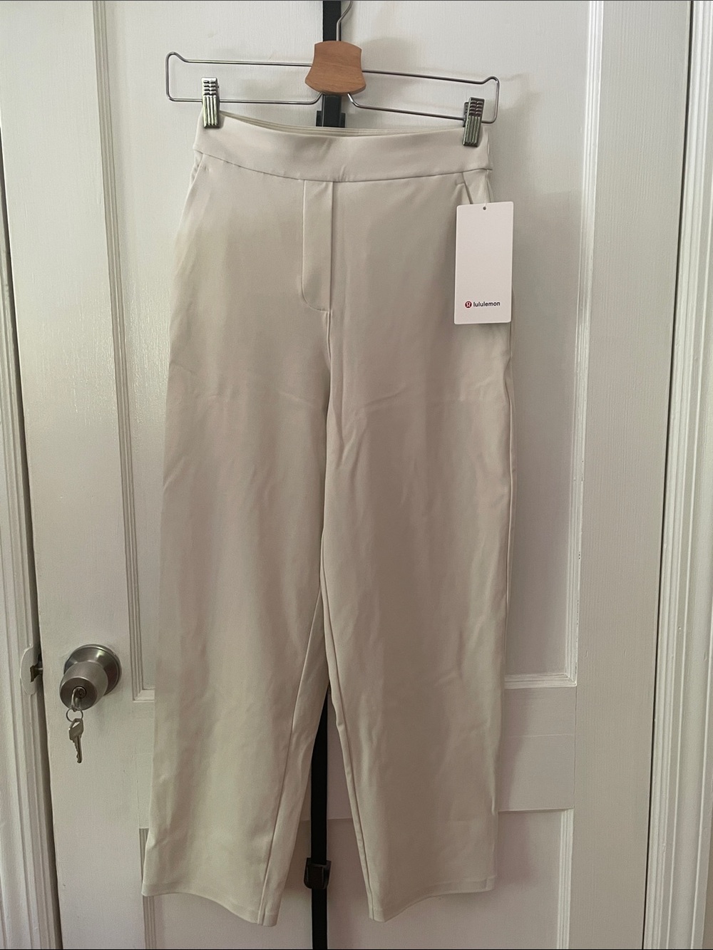 lululemon daydrift High-Rise tapered trouser — short, size XS